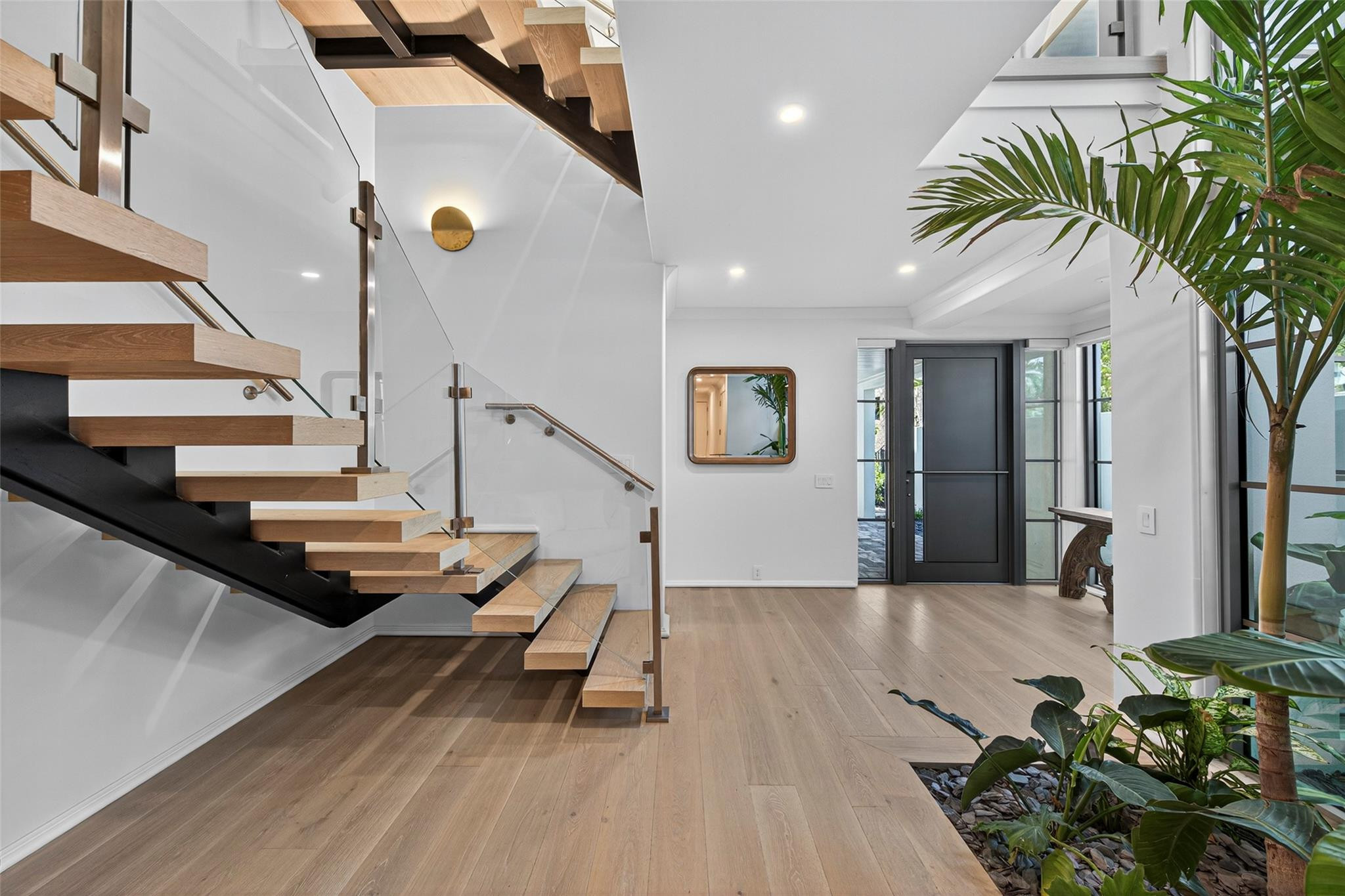 621 SW 5 Place