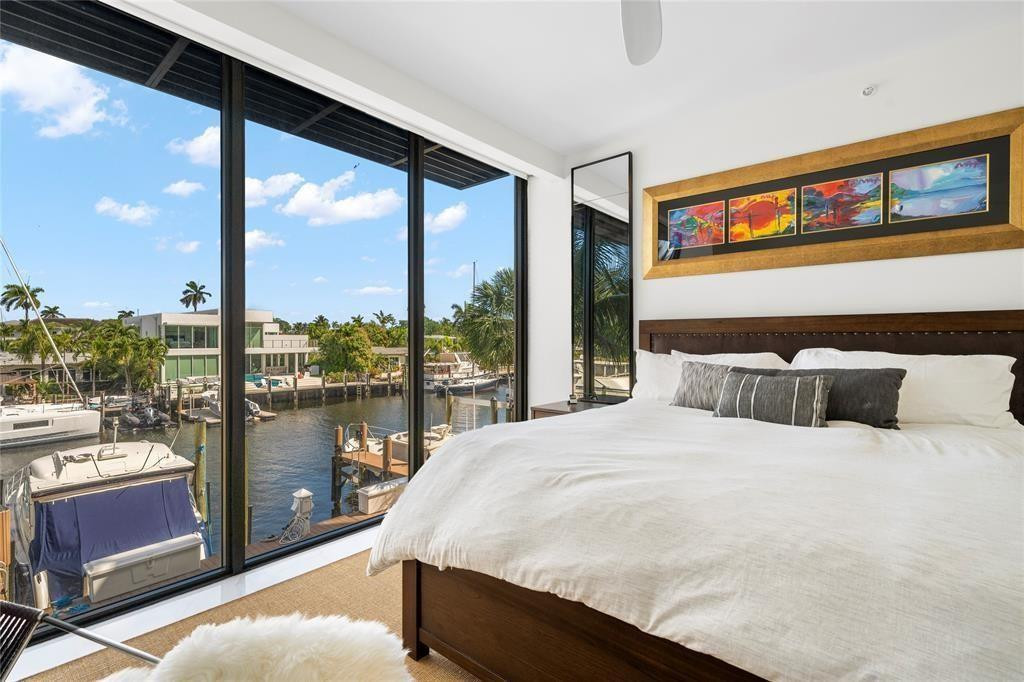 1507 SE 15th Street 202