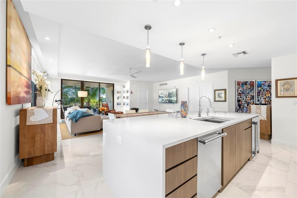 1507 SE 15th Street 202