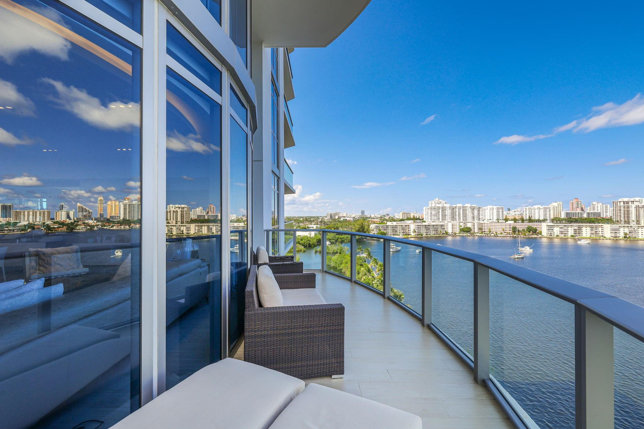 17301 Biscayne Boulevard 1011, North Miami Beach Unit: 1011