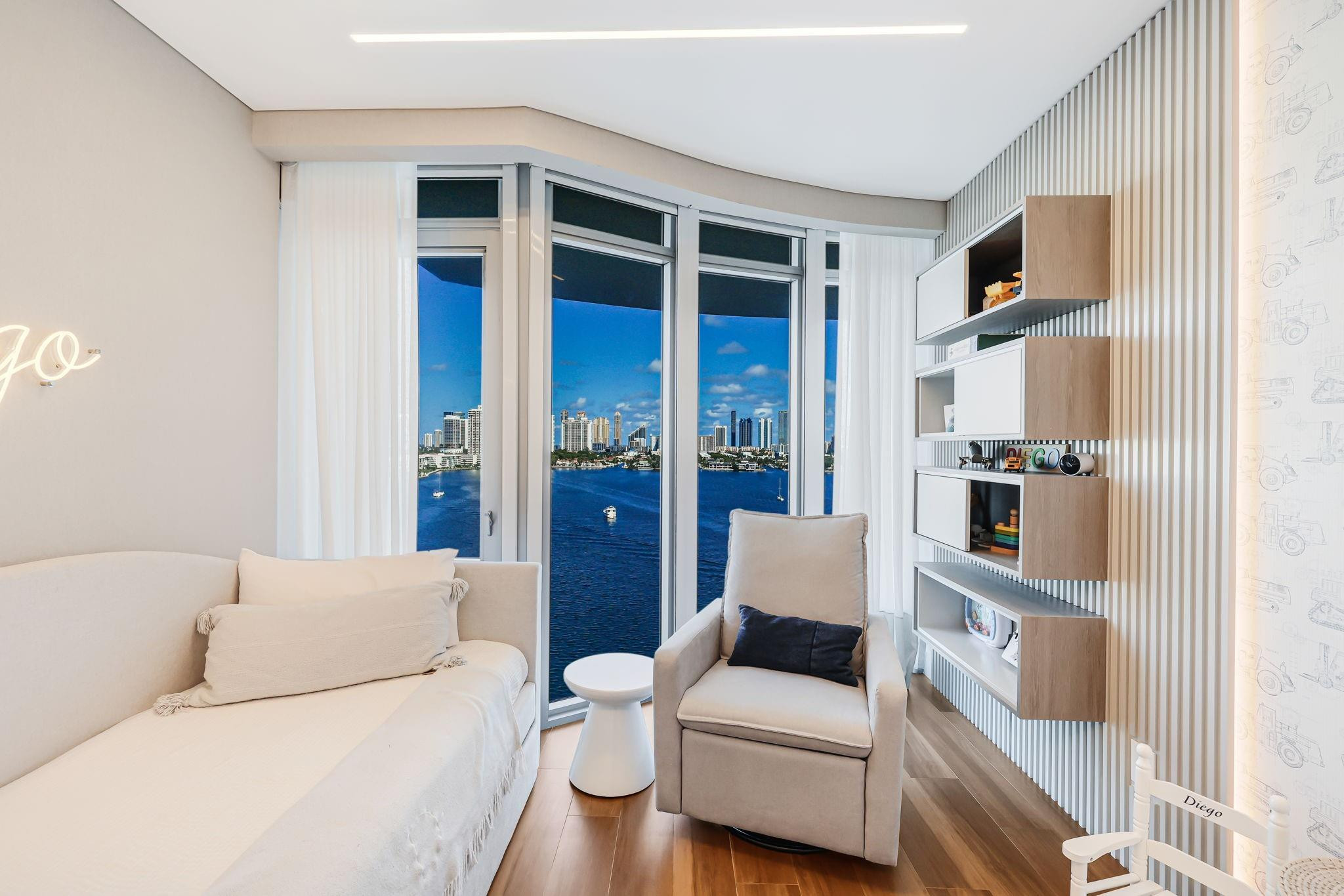 17301 Biscayne Boulevard 1011, North Miami Beach Unit: 1011