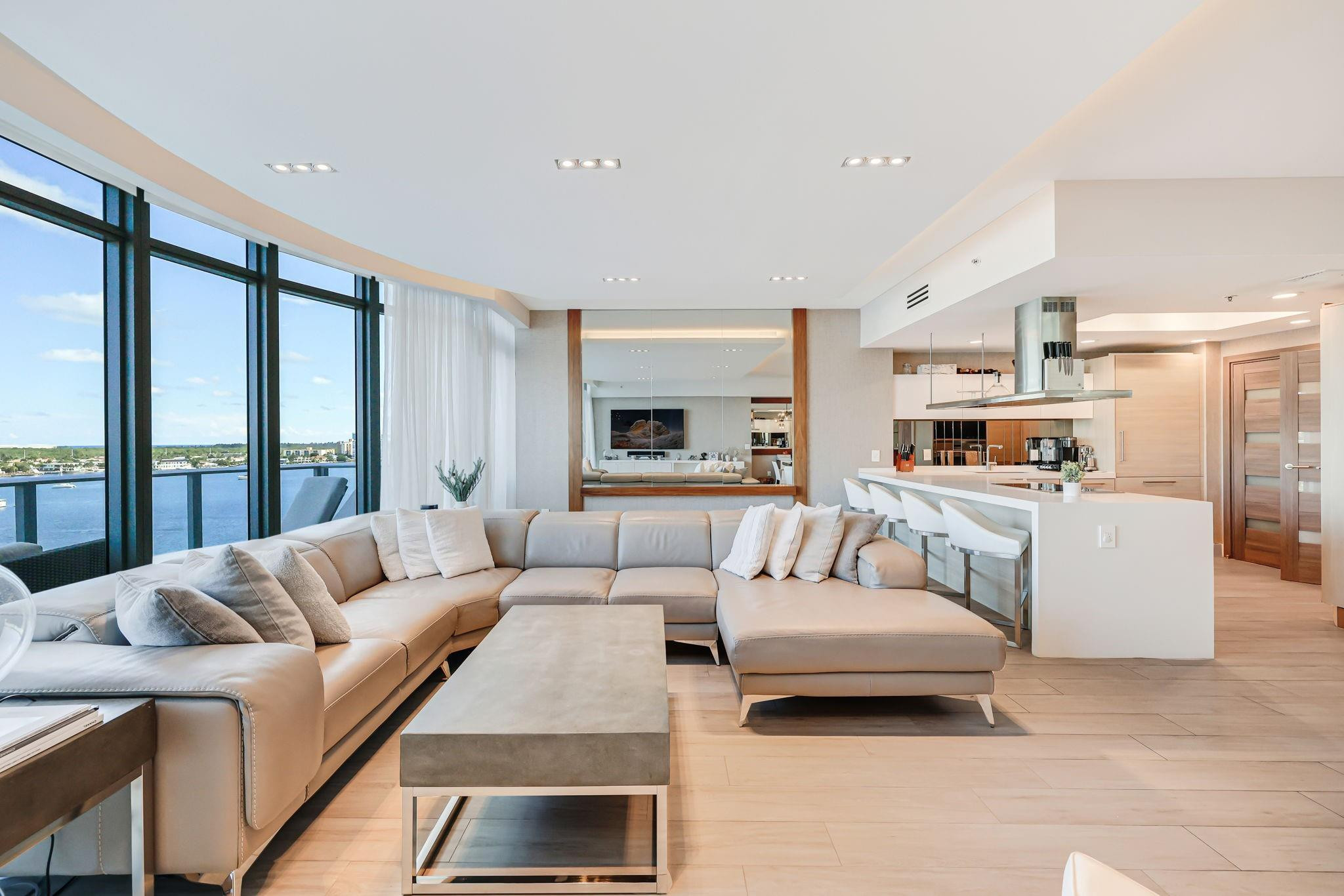 17301 Biscayne Boulevard 1011, North Miami Beach Unit: 1011