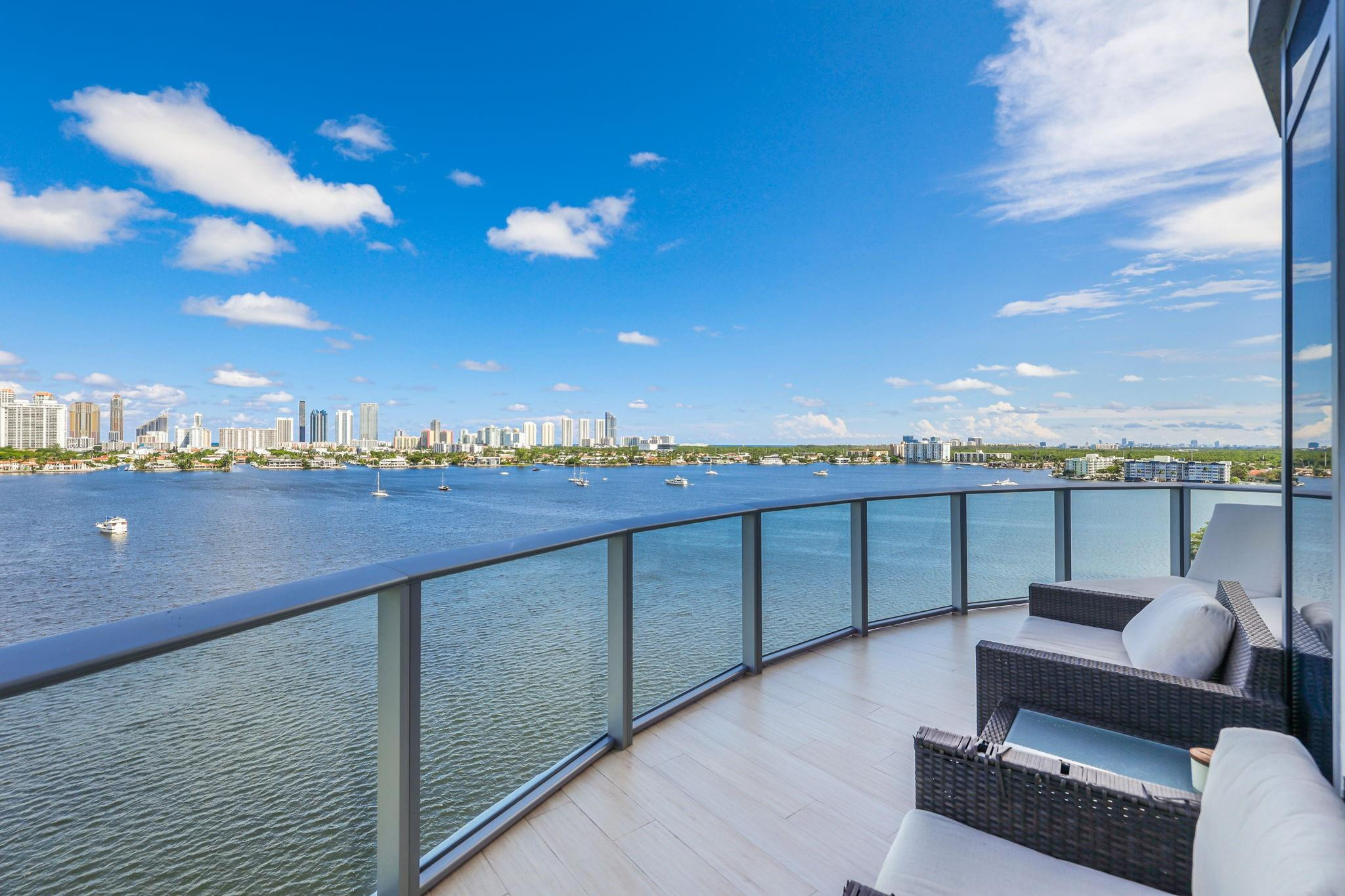 17301 Biscayne Boulevard 1011, North Miami Beach Unit: 1011