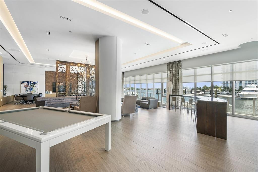 17301 Biscayne Boulevard 1011, North Miami Beach Unit: 1011