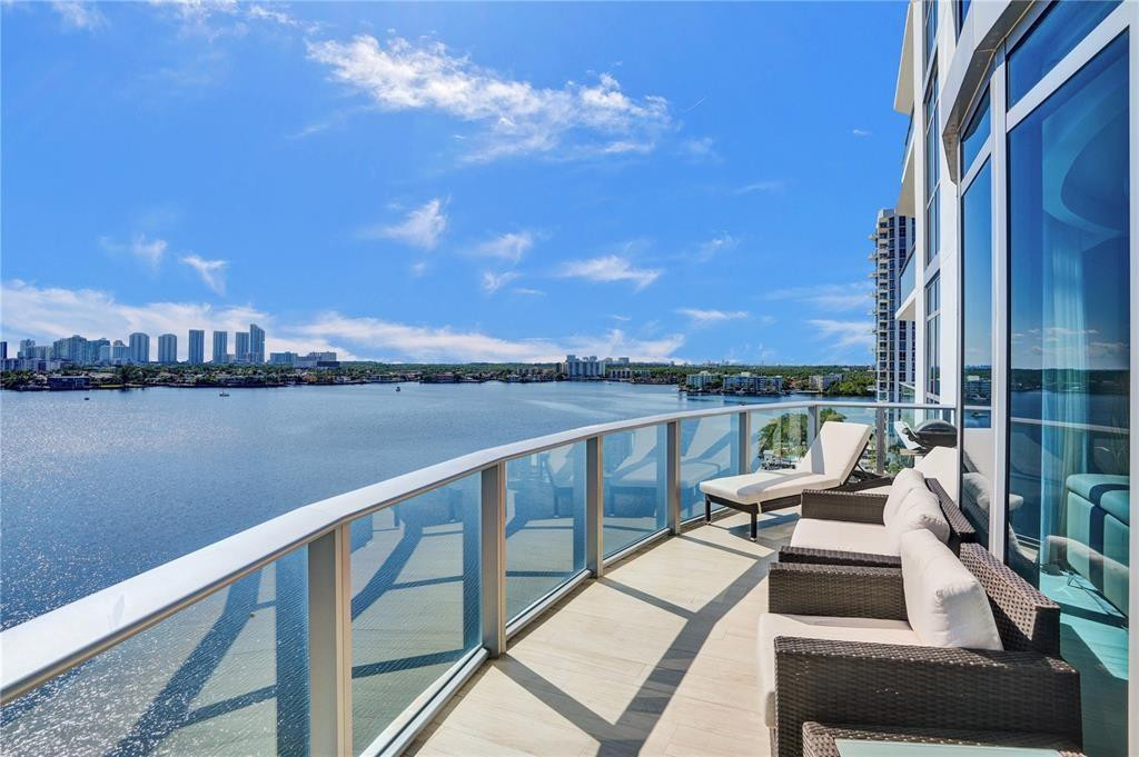 17301 Biscayne Boulevard 1011, North Miami Beach Unit: 1011