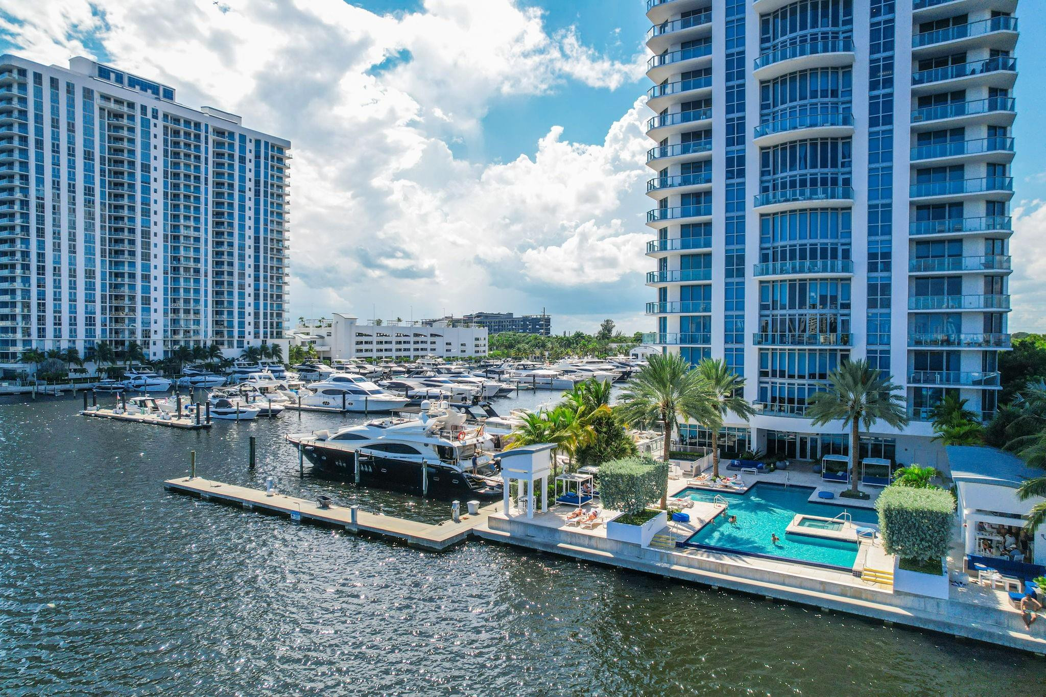 17301 Biscayne Boulevard 1011, North Miami Beach Unit: 1011
