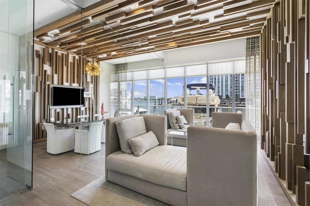 17301 Biscayne Boulevard 1011, North Miami Beach Unit: 1011