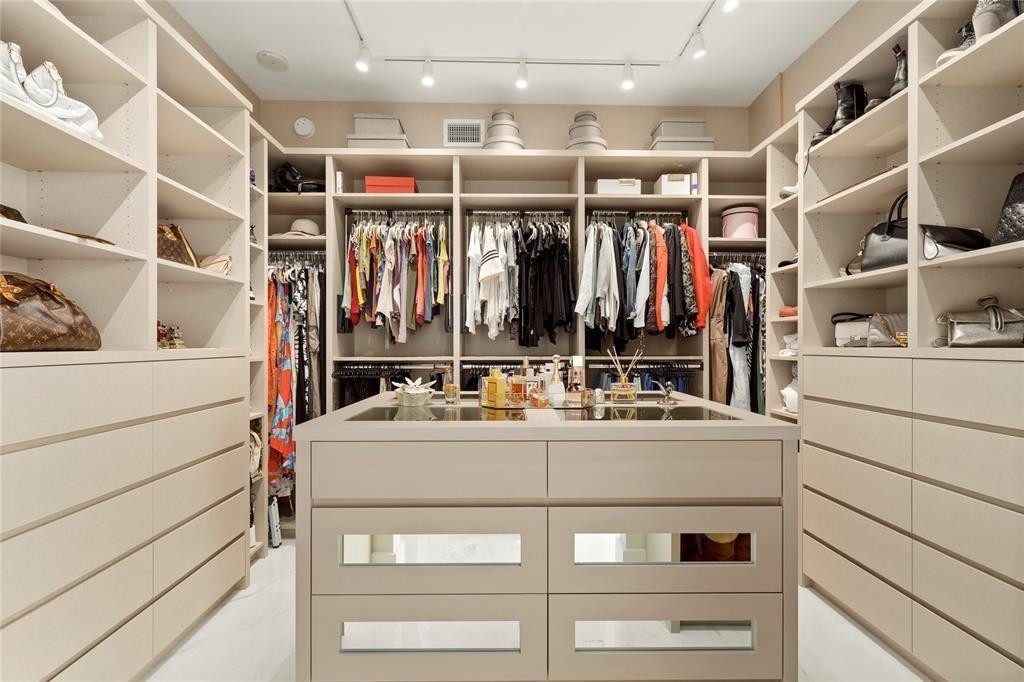 17301 Biscayne Boulevard PH 7