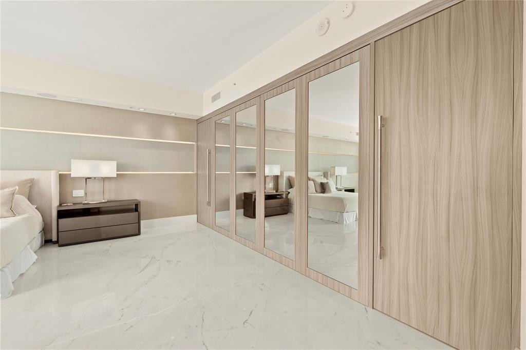 17301 Biscayne Boulevard PH 7