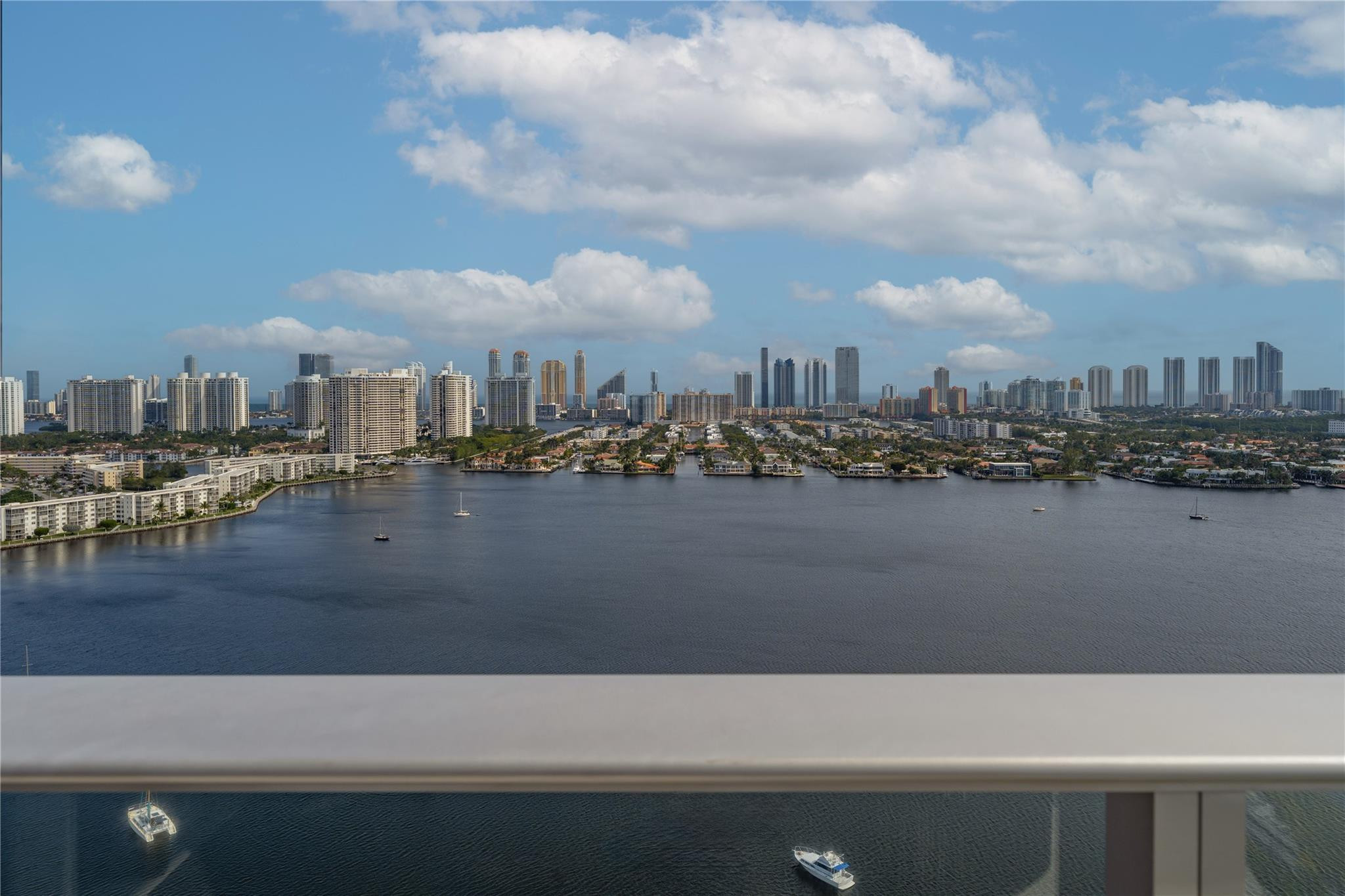 17301 Biscayne Boulevard PH 7