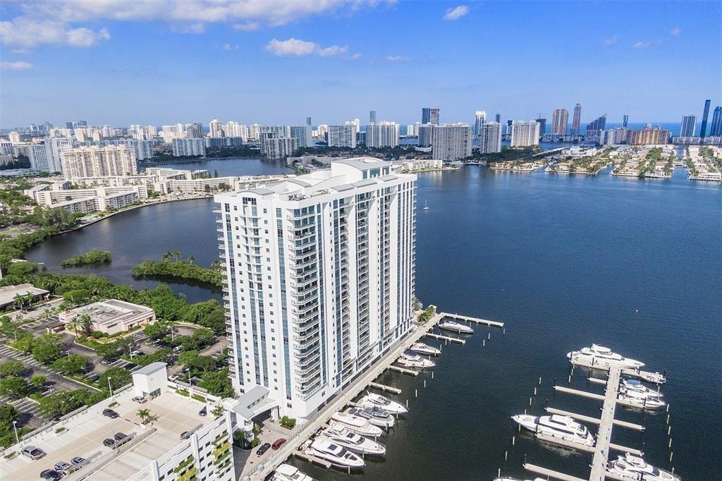 17301 Biscayne Boulevard PH 7