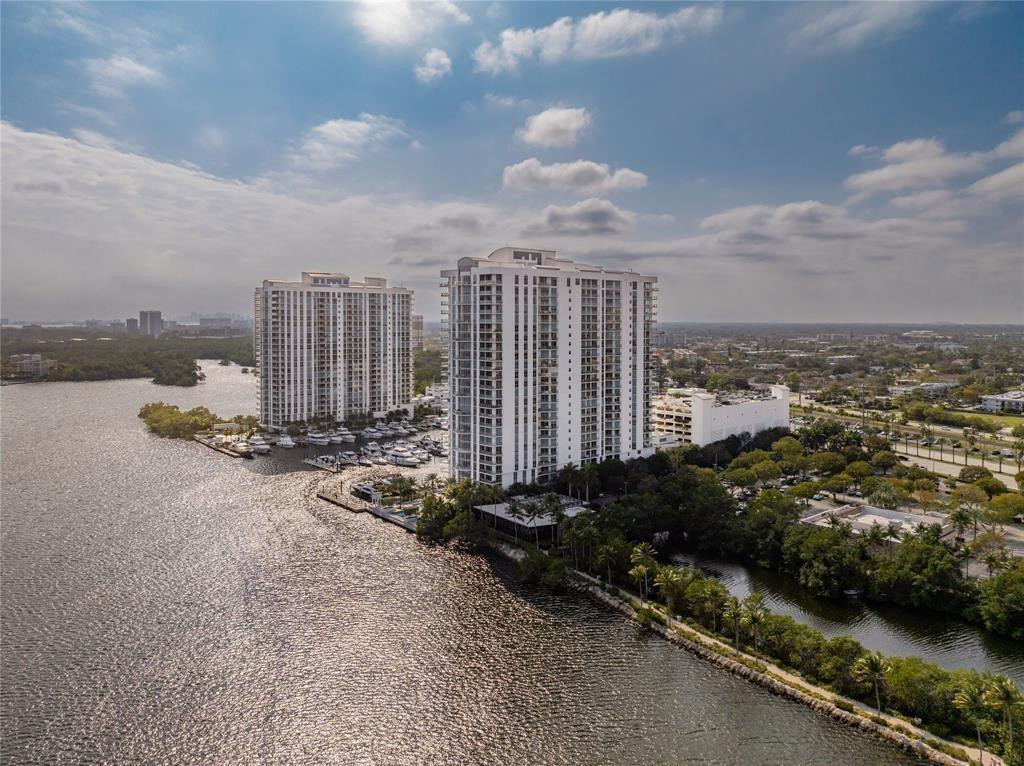 17301 Biscayne Boulevard PH 7