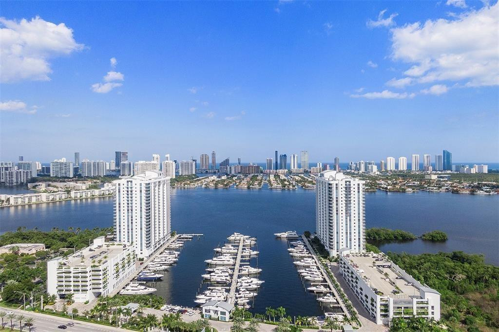 17301 Biscayne Boulevard PH 7