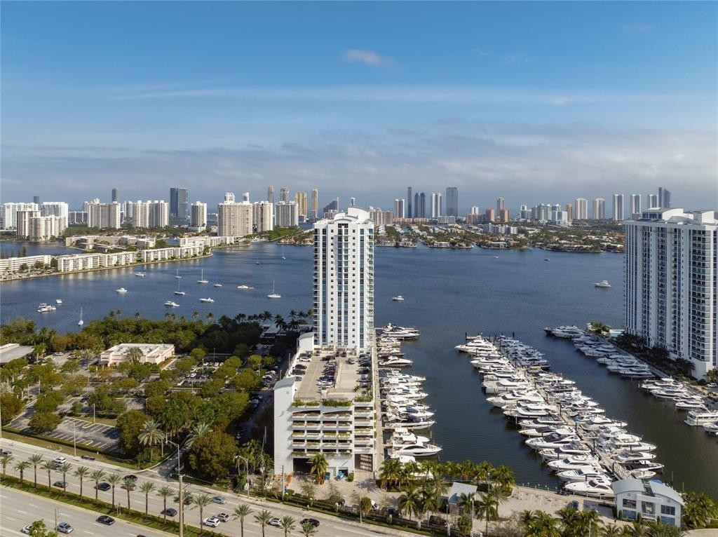 17301 Biscayne Boulevard PH 7
