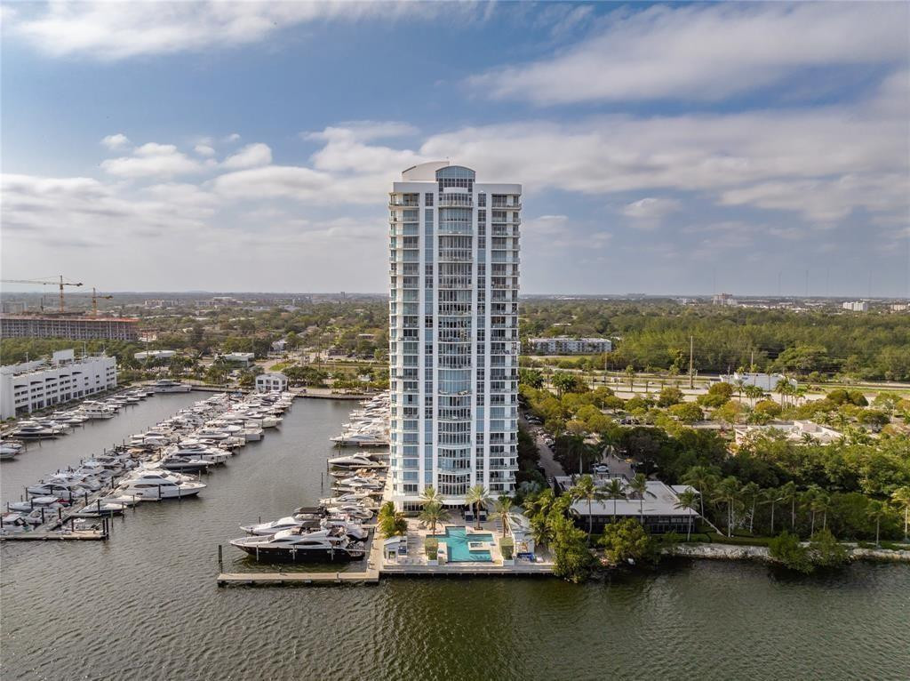 17301 Biscayne Boulevard PH 7