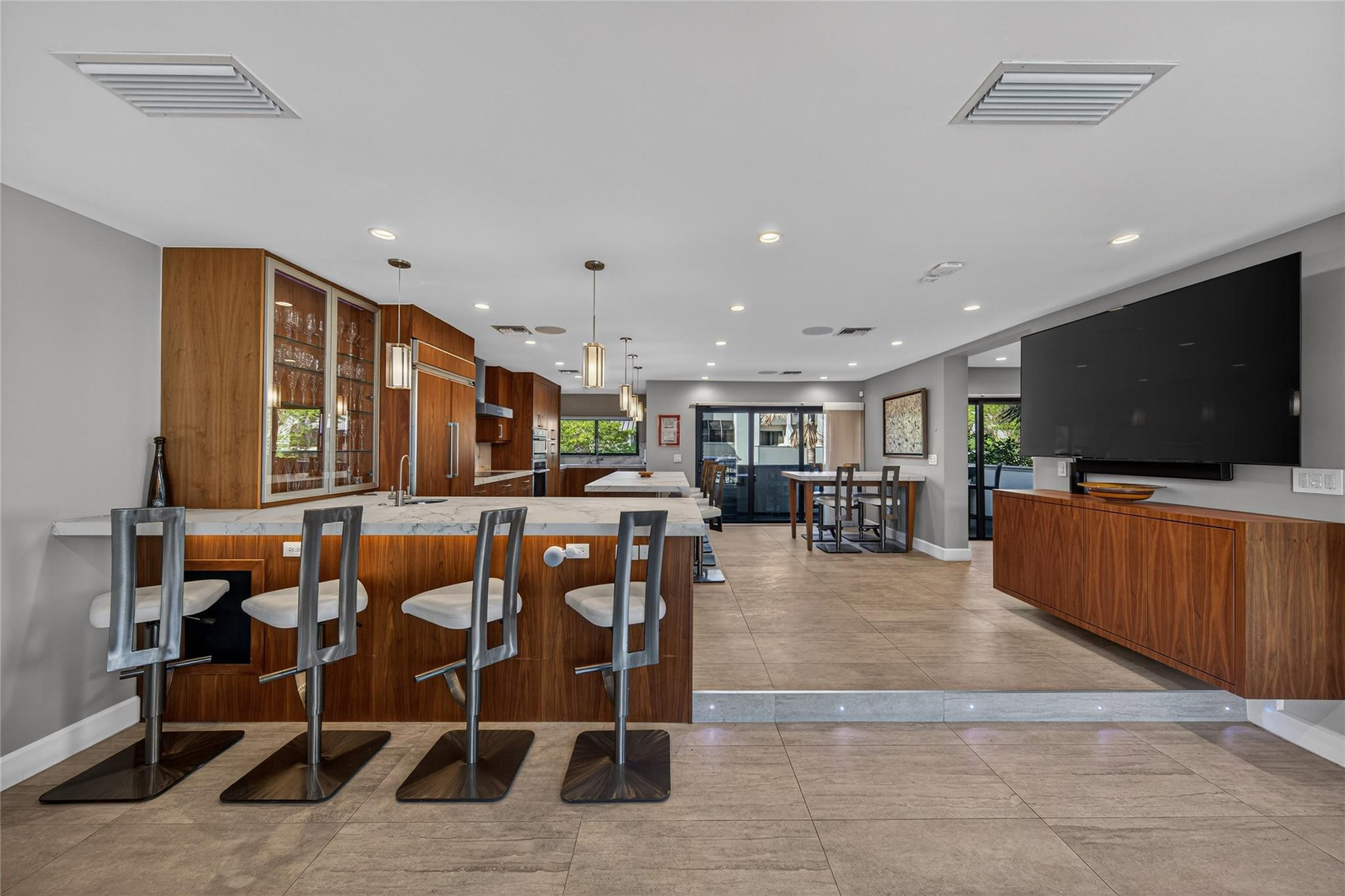 17 Port Side Drive 17A