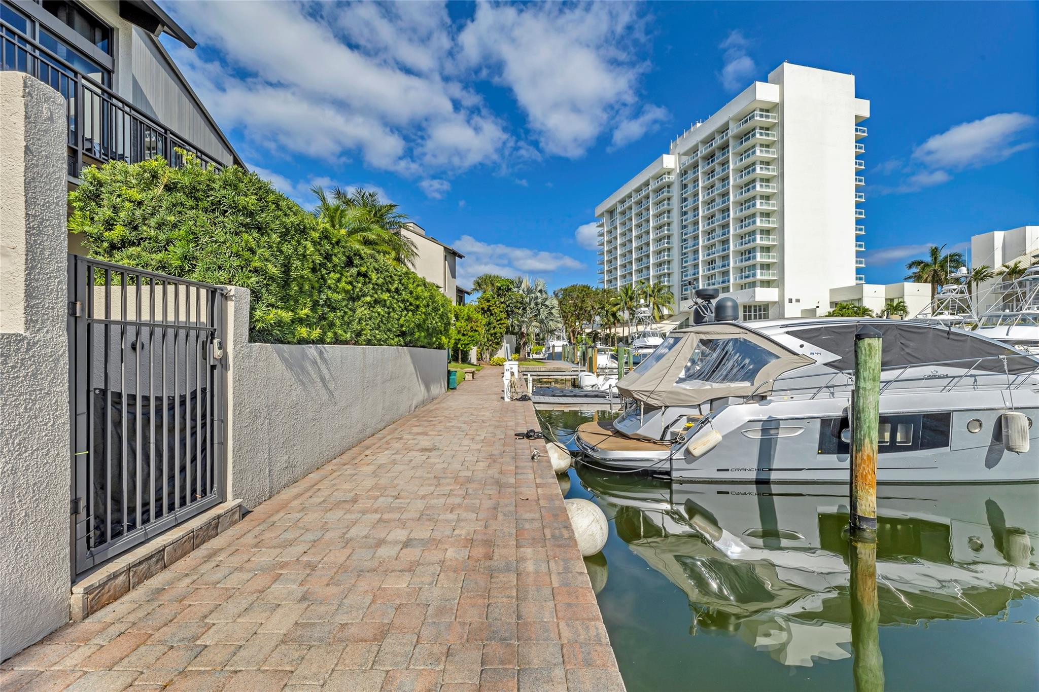 17 Port Side Drive 17A