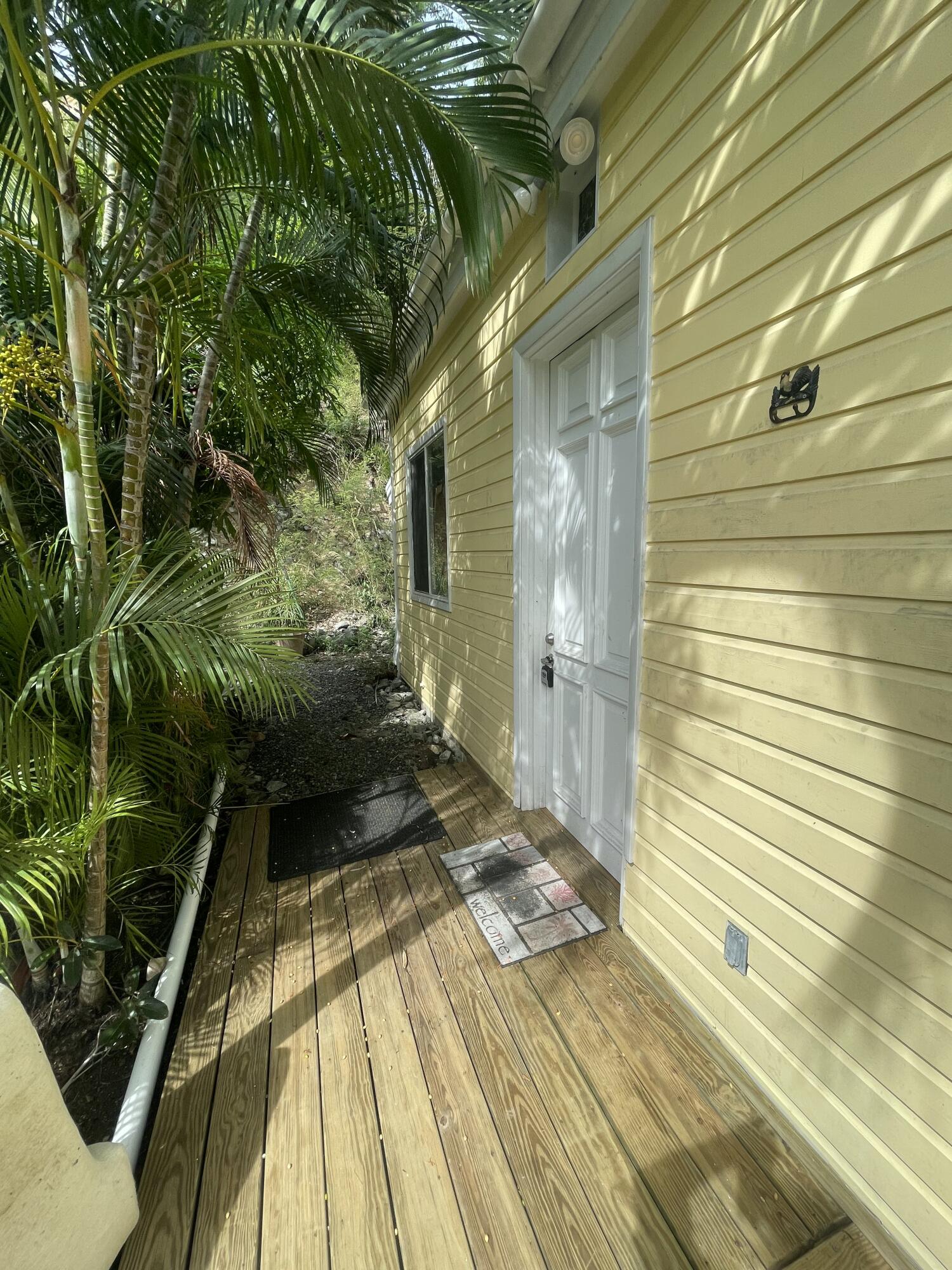 6-2-2-B Carolina, St John
