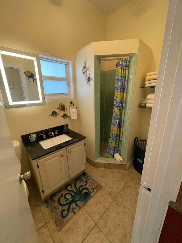 9-7 Enighed, I, St John Unit: I