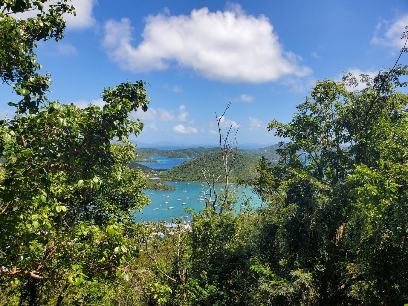 10-26-3 Carolina, St John