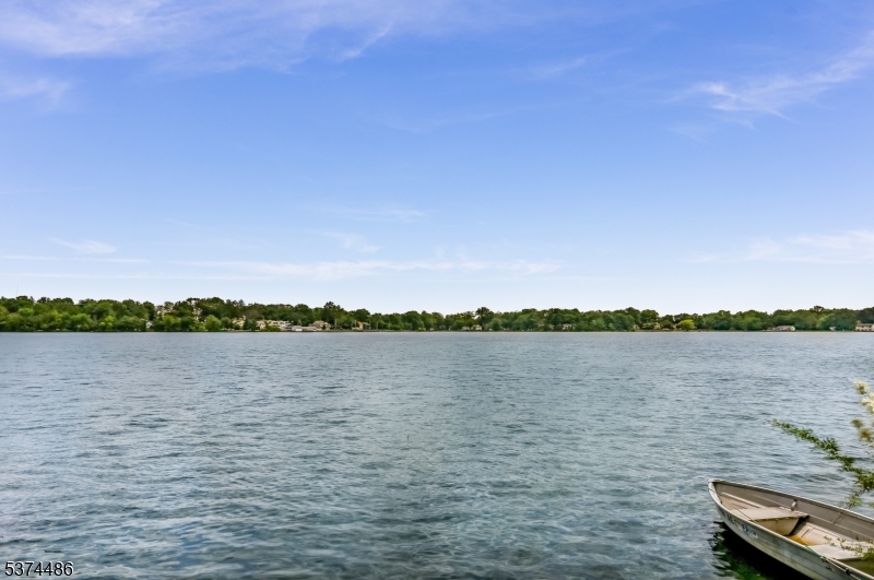 52 Jacksonville Dr