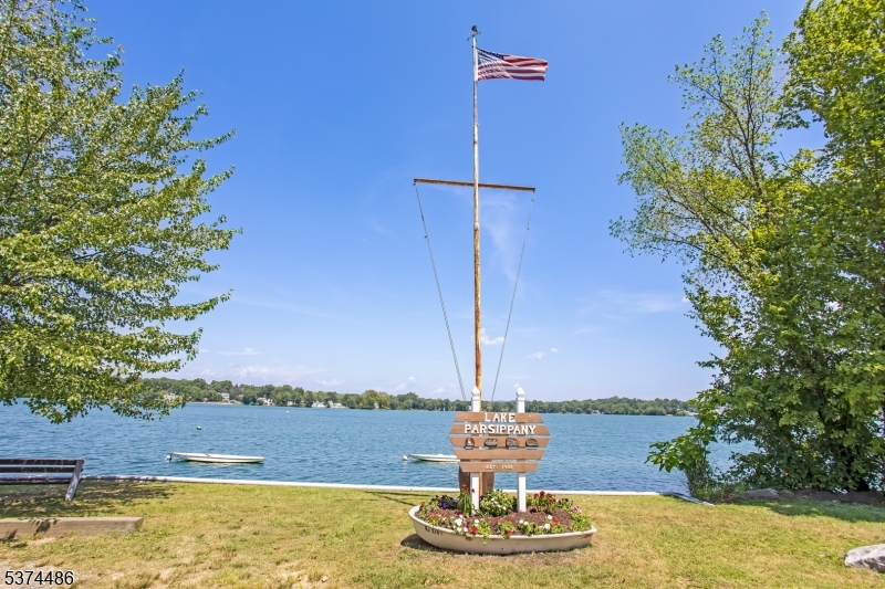 52 Jacksonville Dr