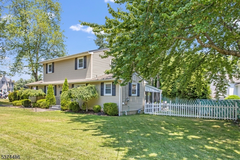 52 Jacksonville Dr