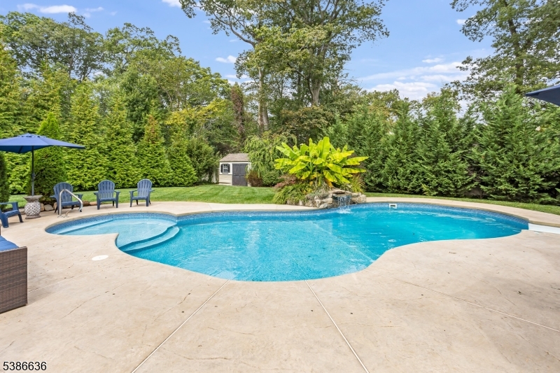 22 Karla Dr