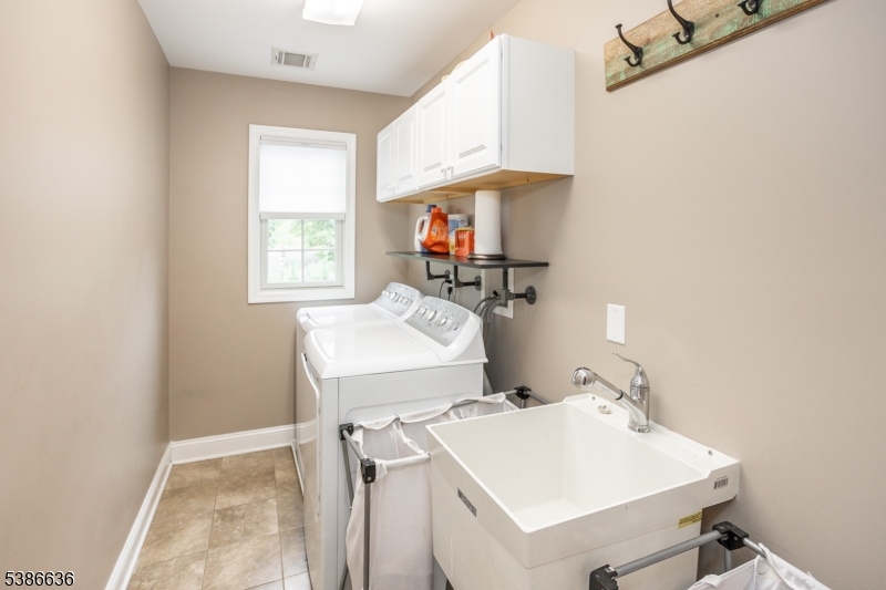 22 Karla Dr