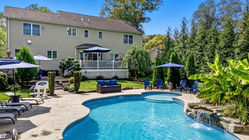 22 Karla Dr