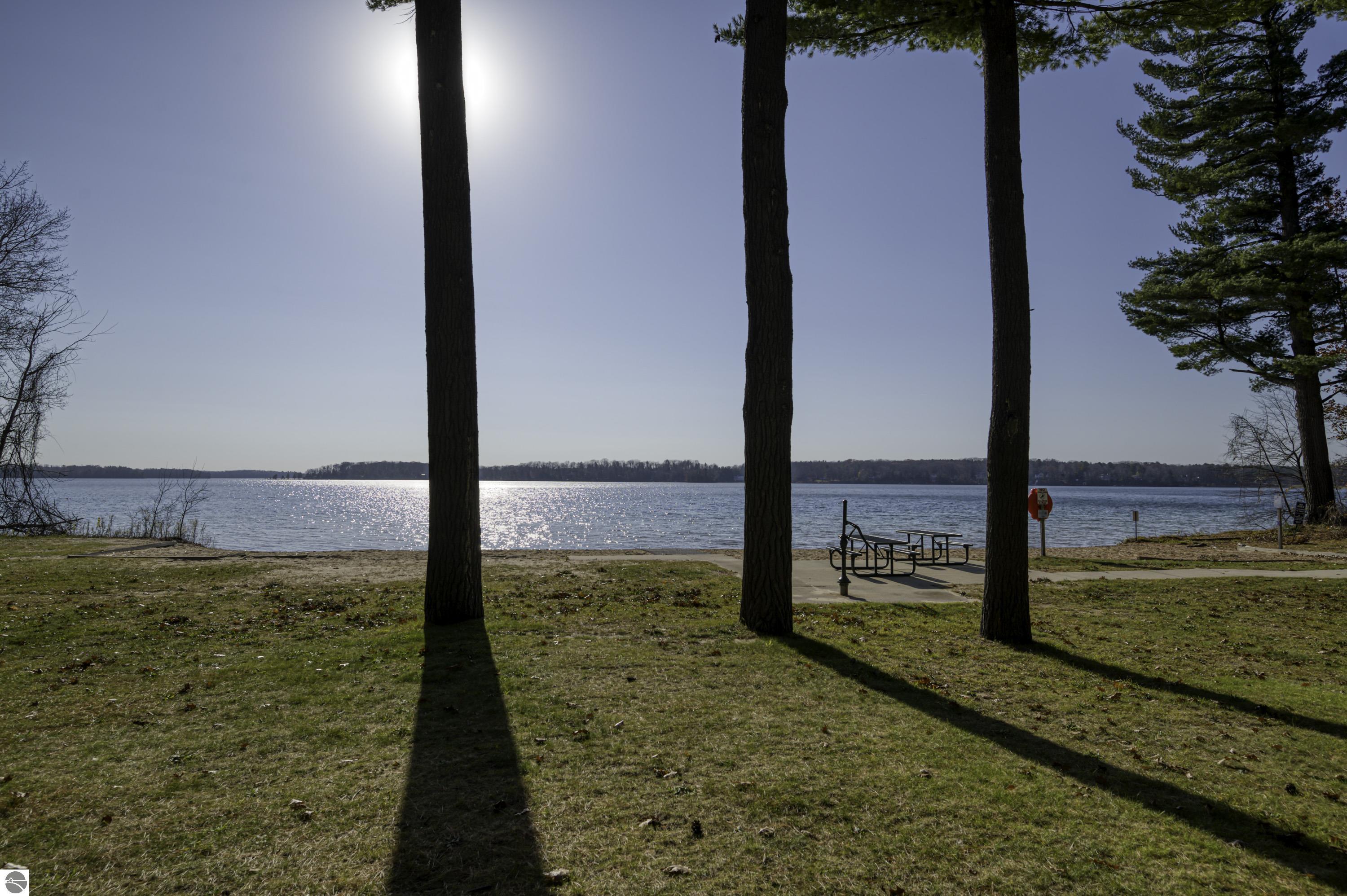 8900 Manhattan North Unit A