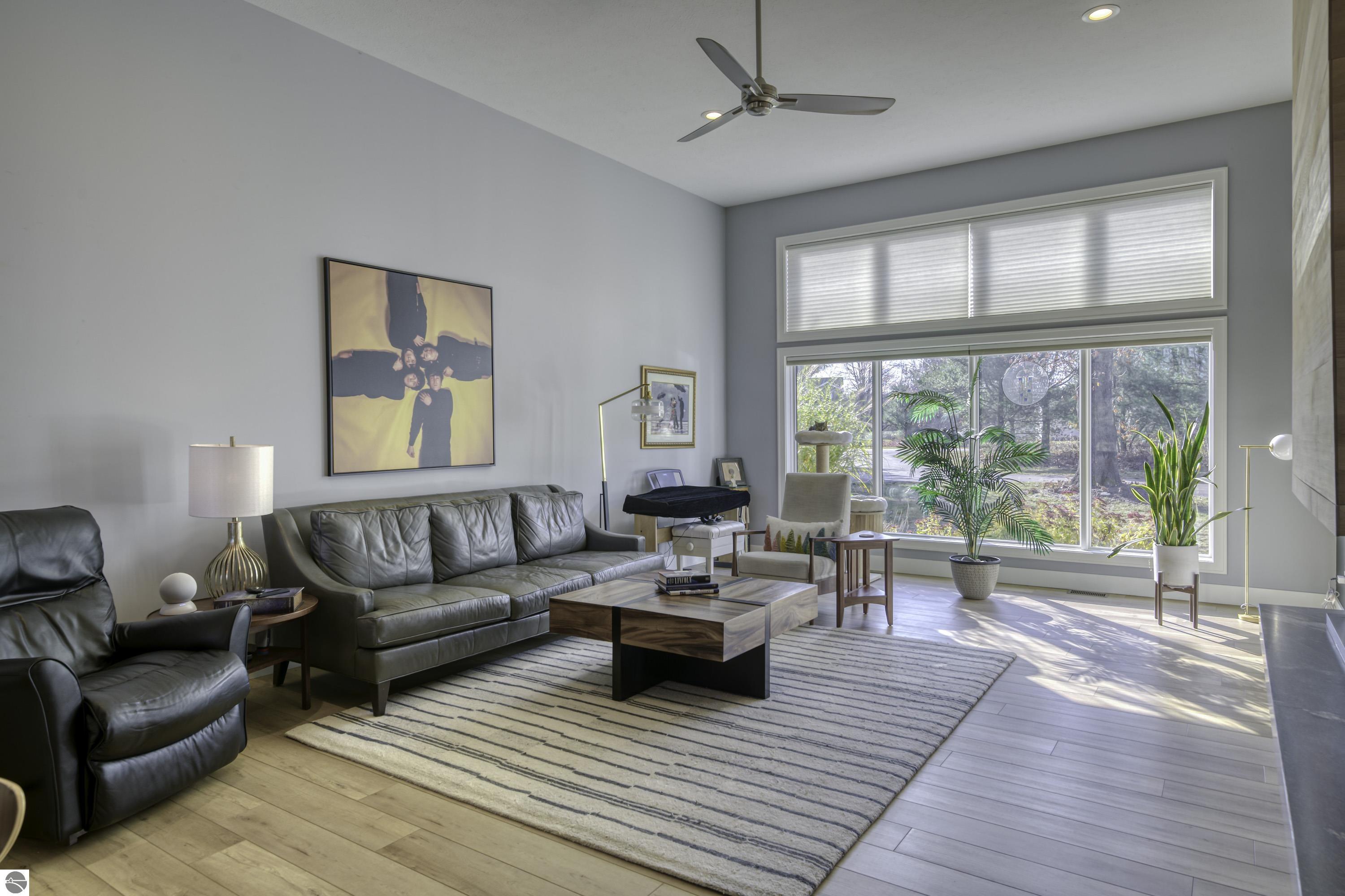 8900 Manhattan North Unit A