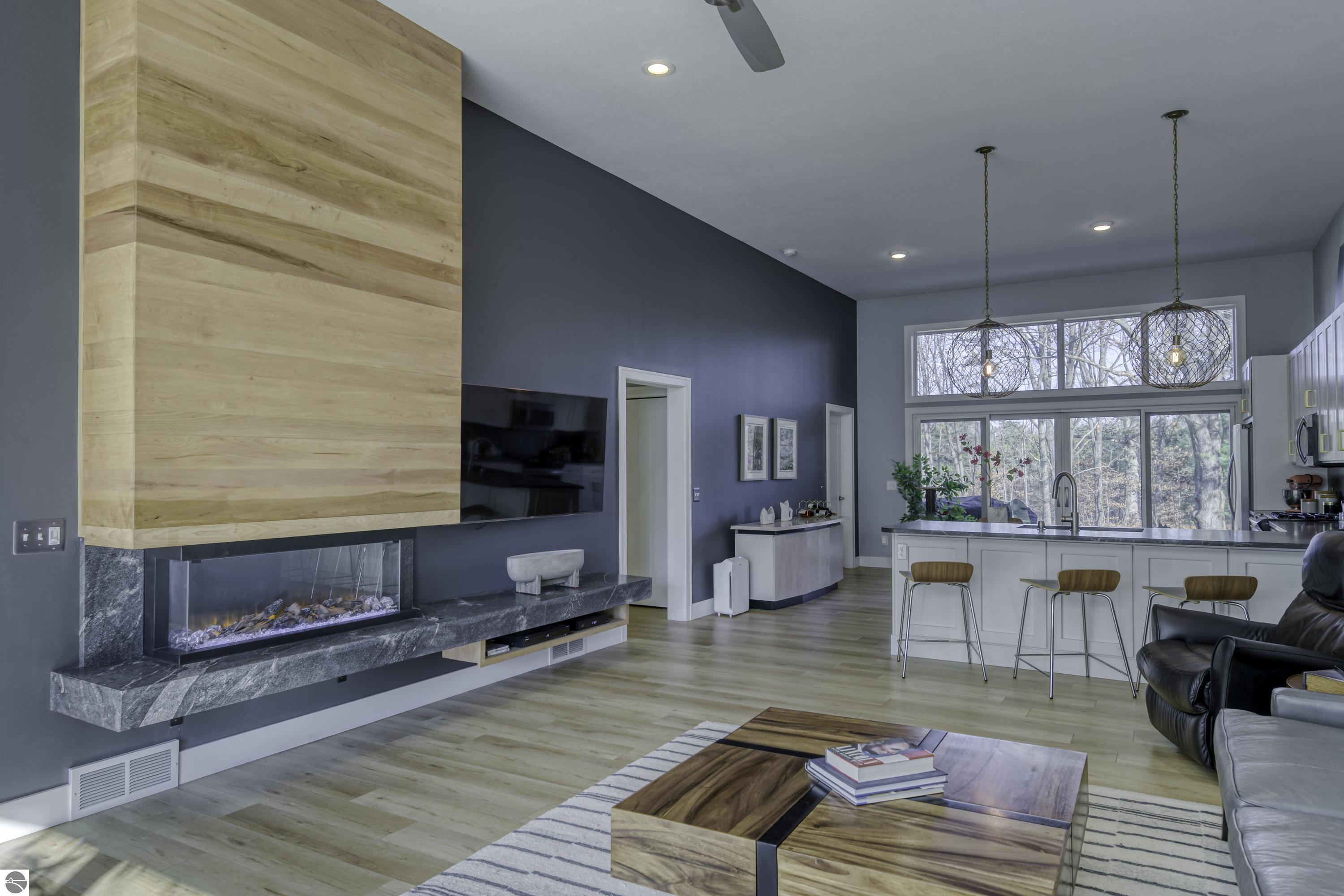 8900 Manhattan North Unit A