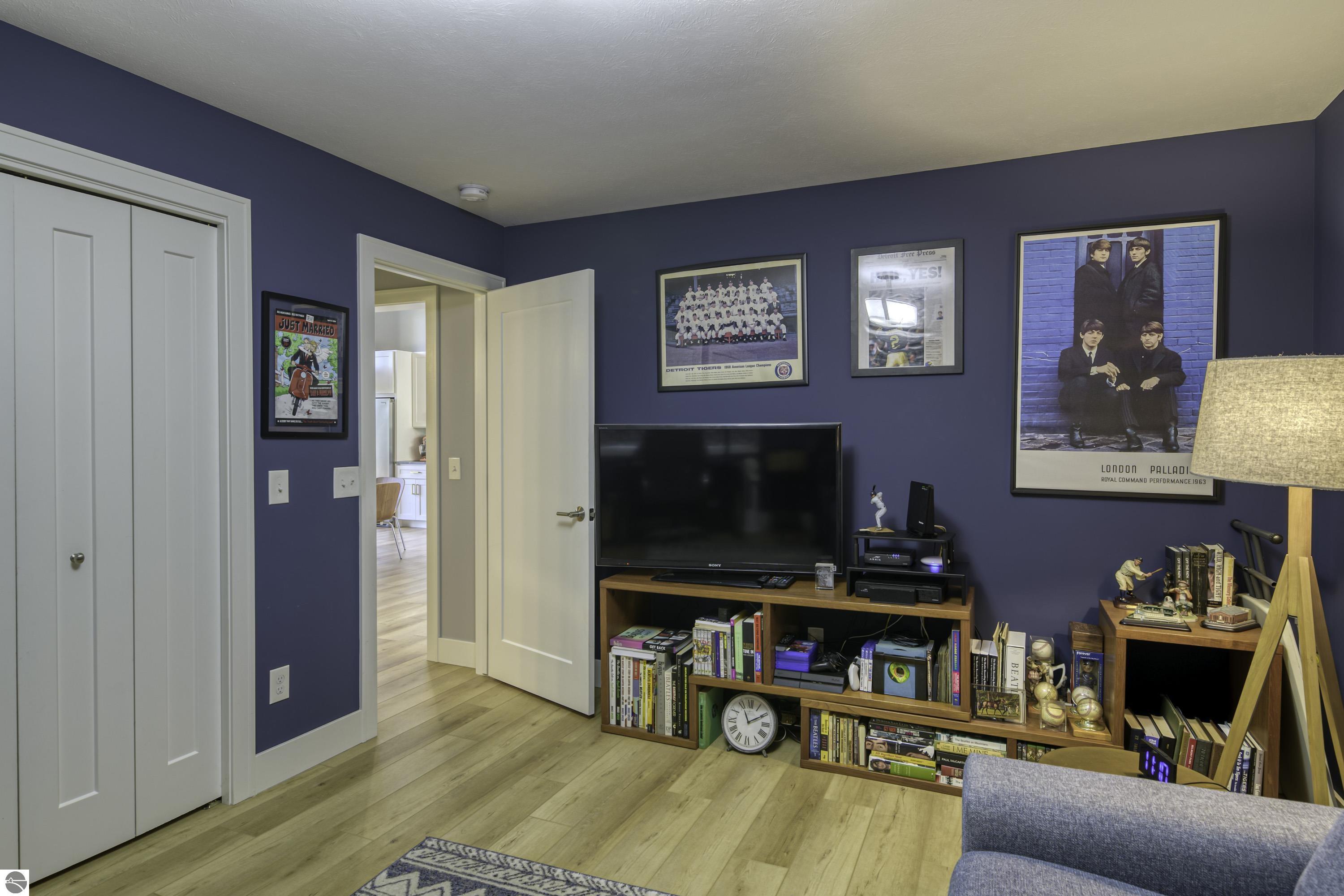 8900 Manhattan North Unit A