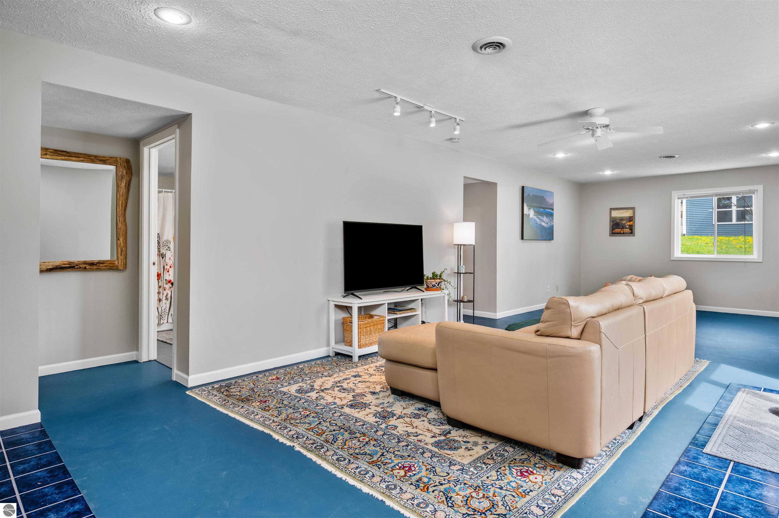 3672 Westridge Court