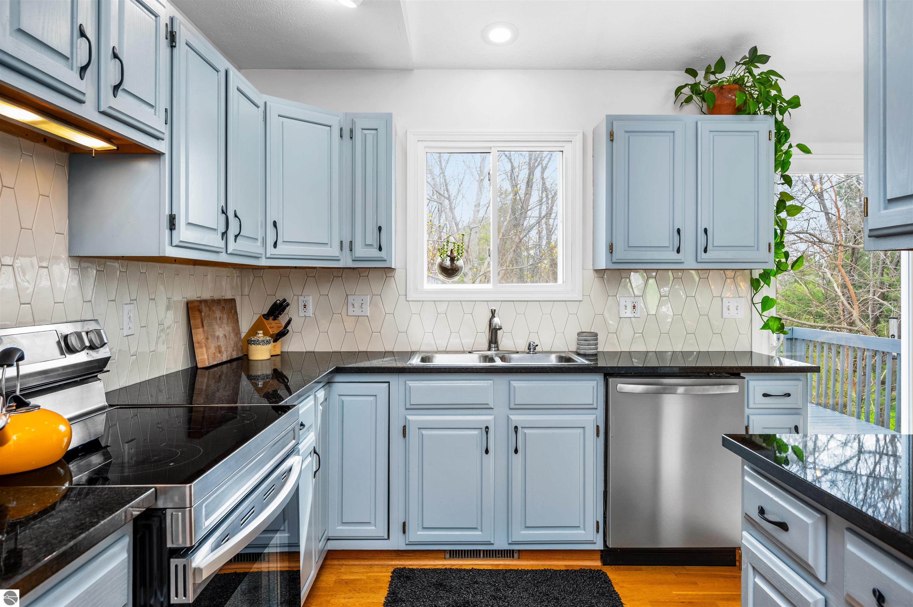 3672 Westridge Court