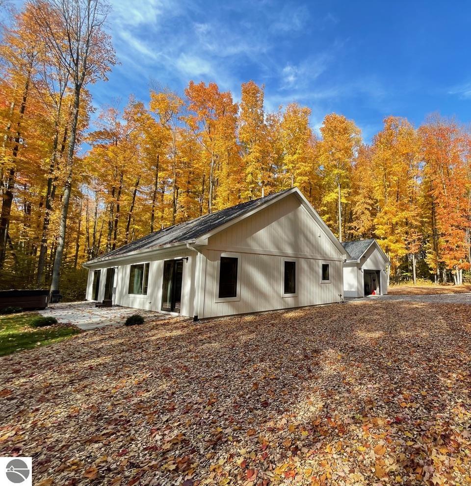 20651 E Trails End Road