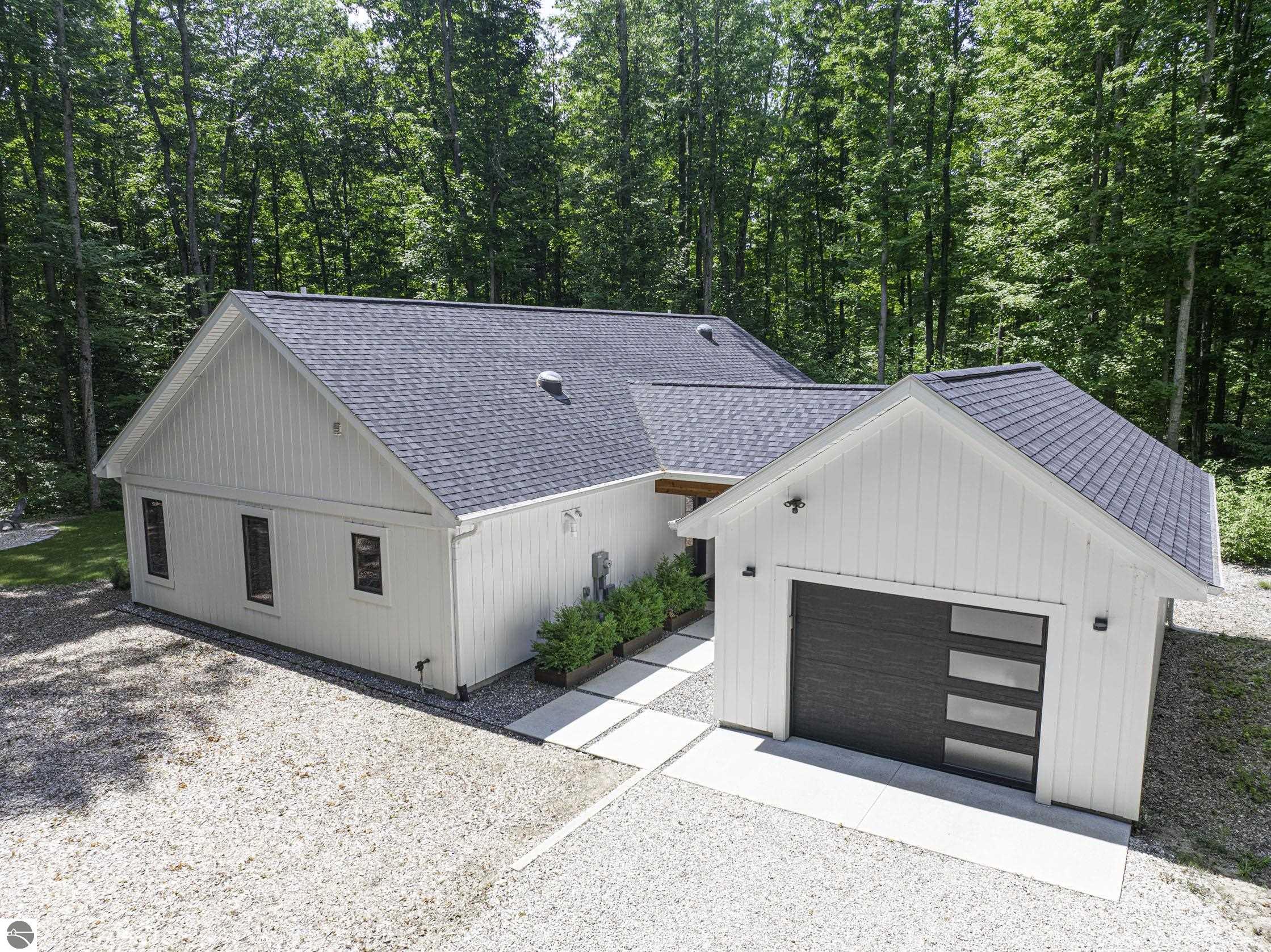 20651 E Trails End Road