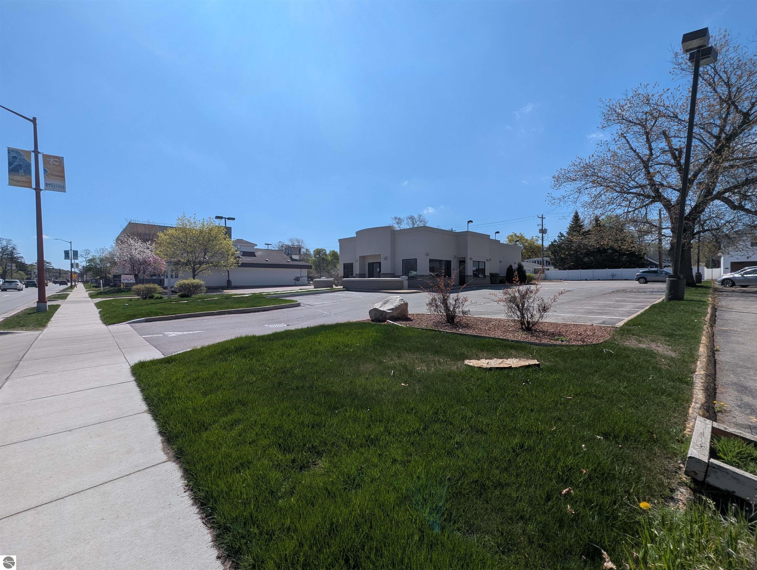 816 E Front Street