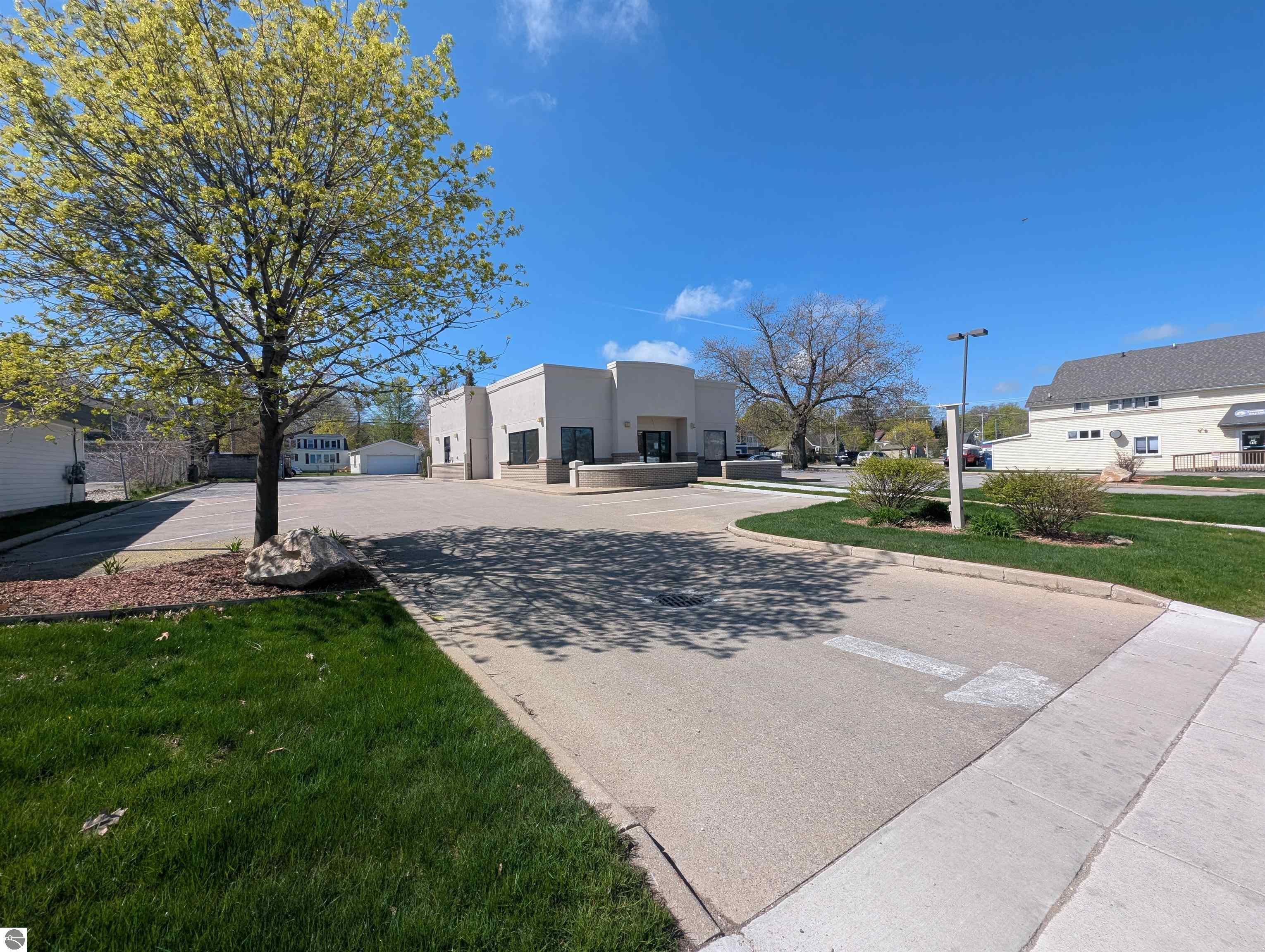 816 E Front Street