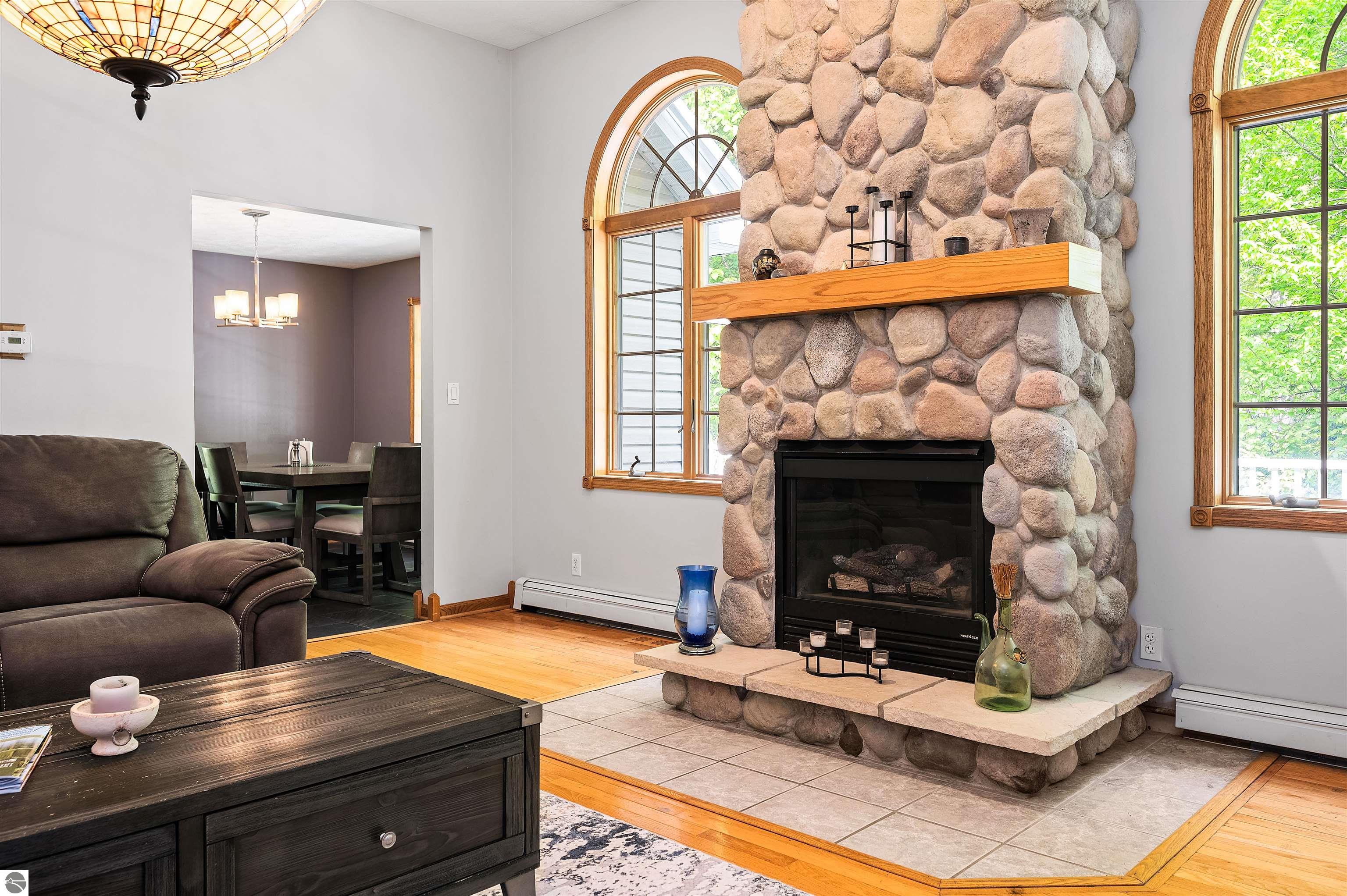 9639 E Walkabout Lane