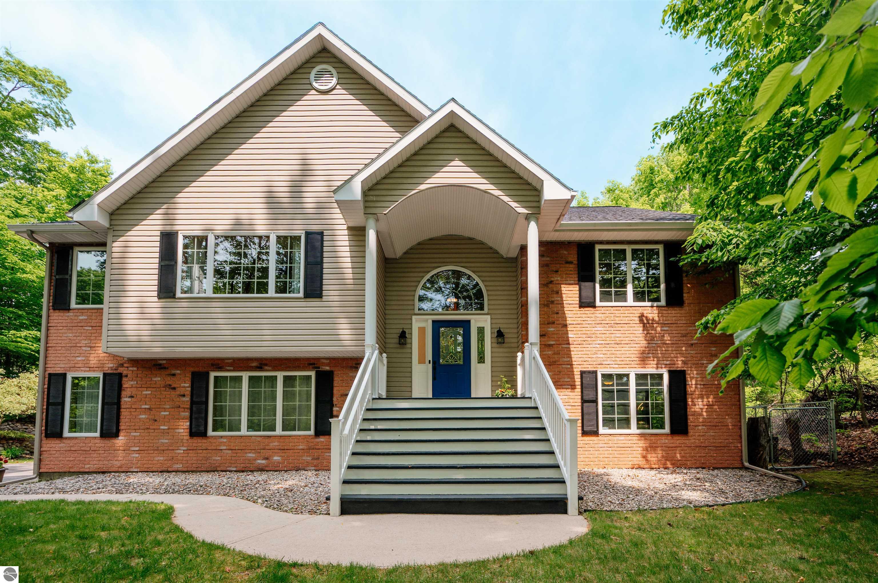 9639 E Walkabout Lane