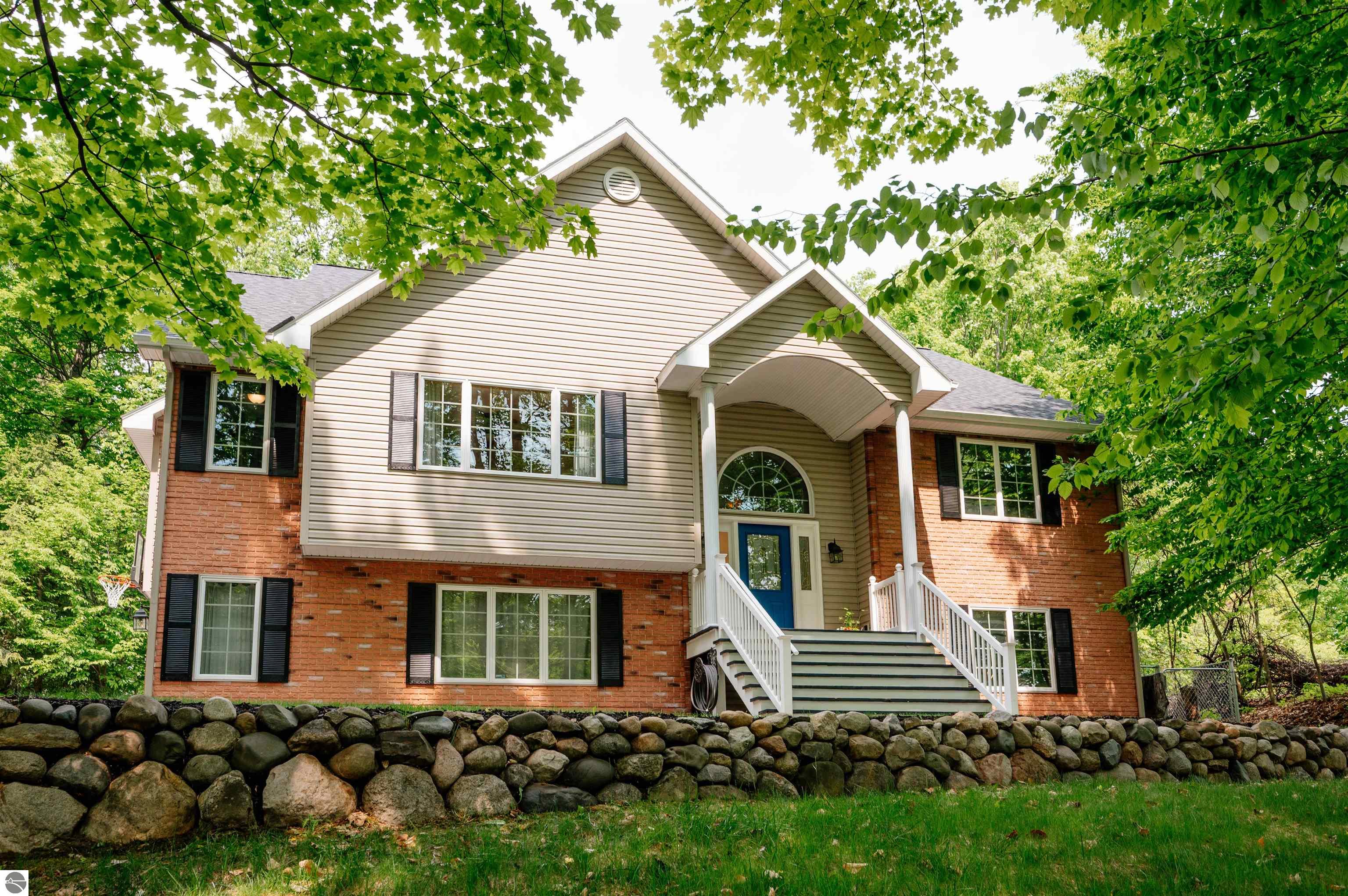 9639 E Walkabout Lane