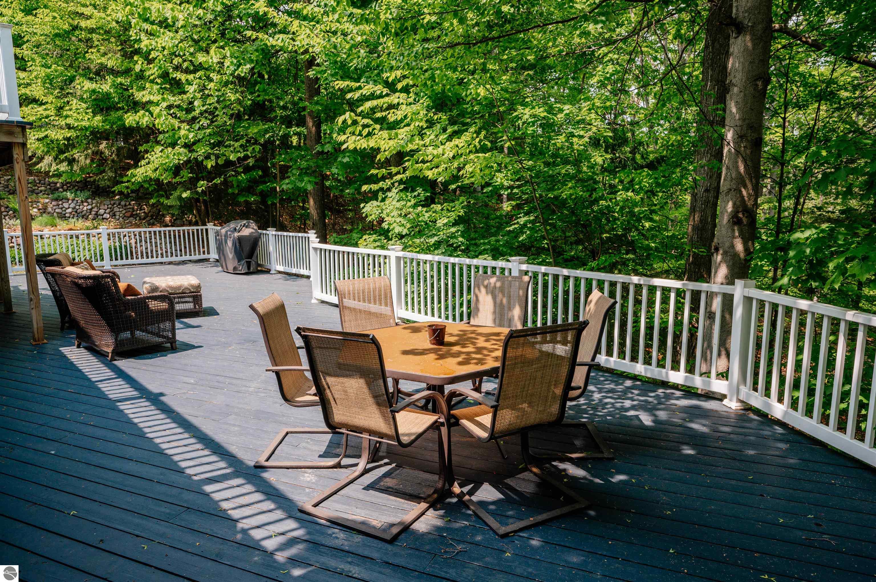 9639 E Walkabout Lane