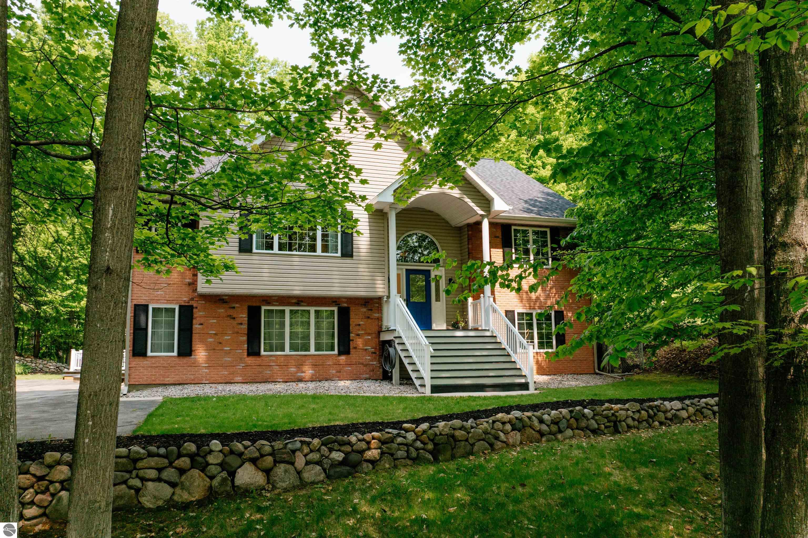 9639 E Walkabout Lane