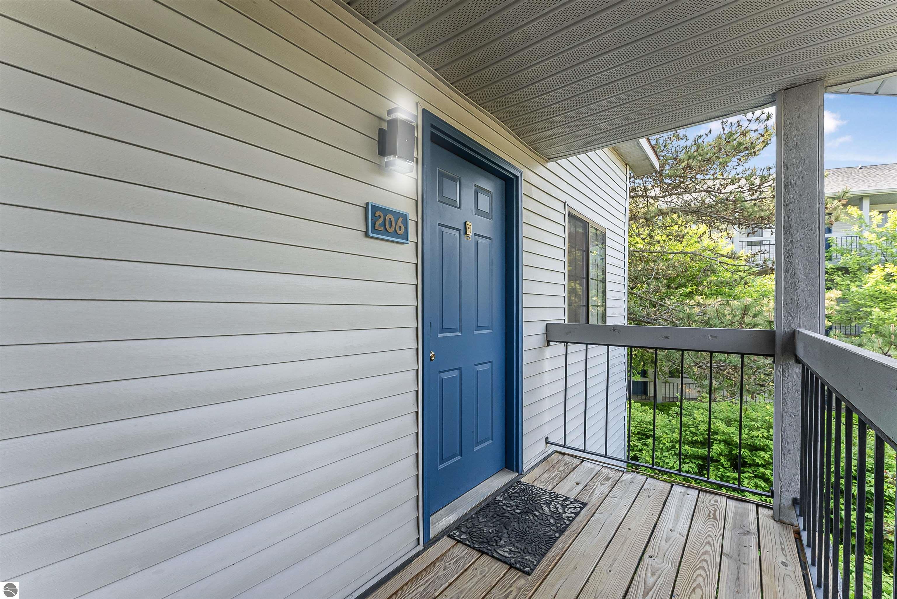 525 Riverine Drive # 206