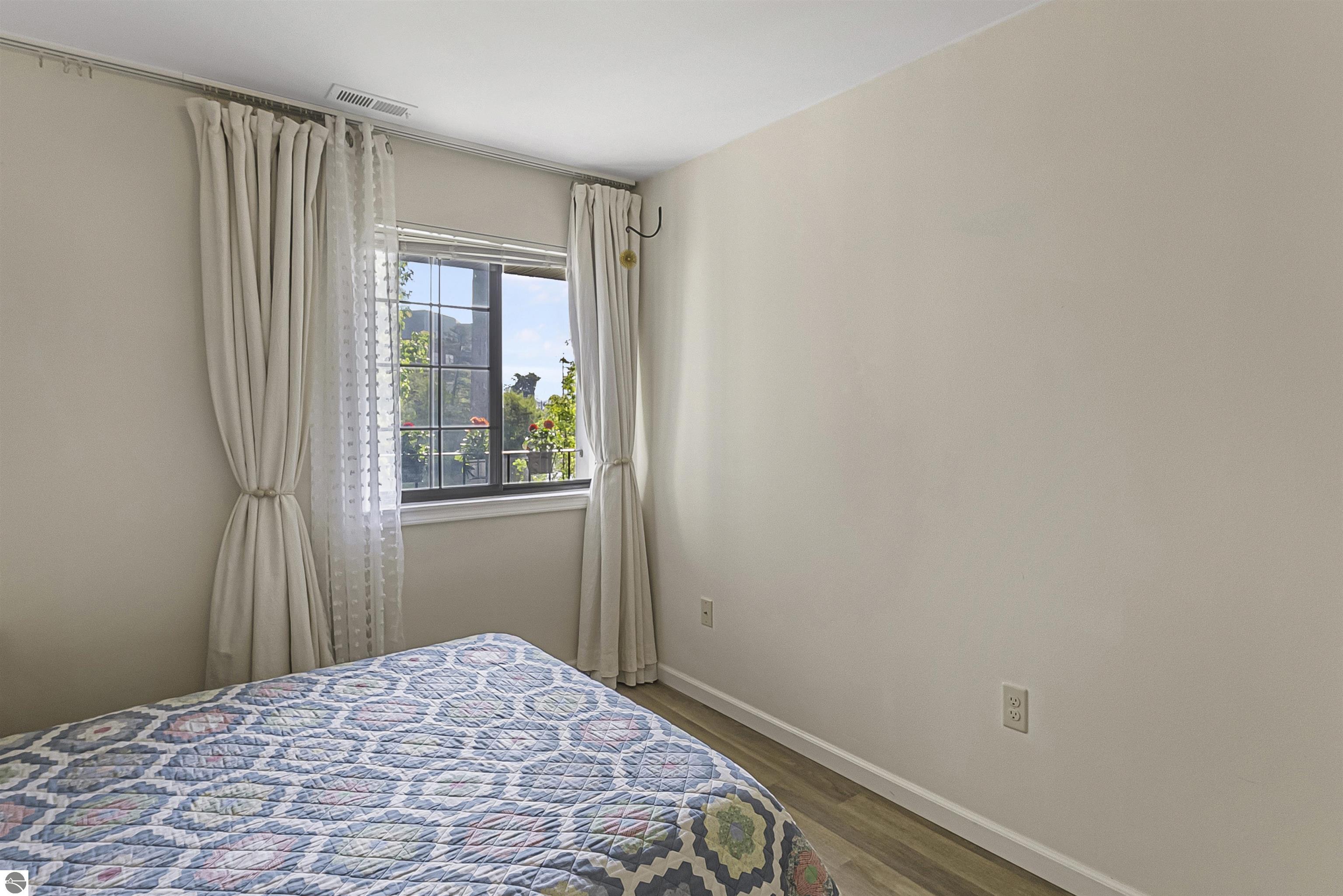525 Riverine Drive # 206