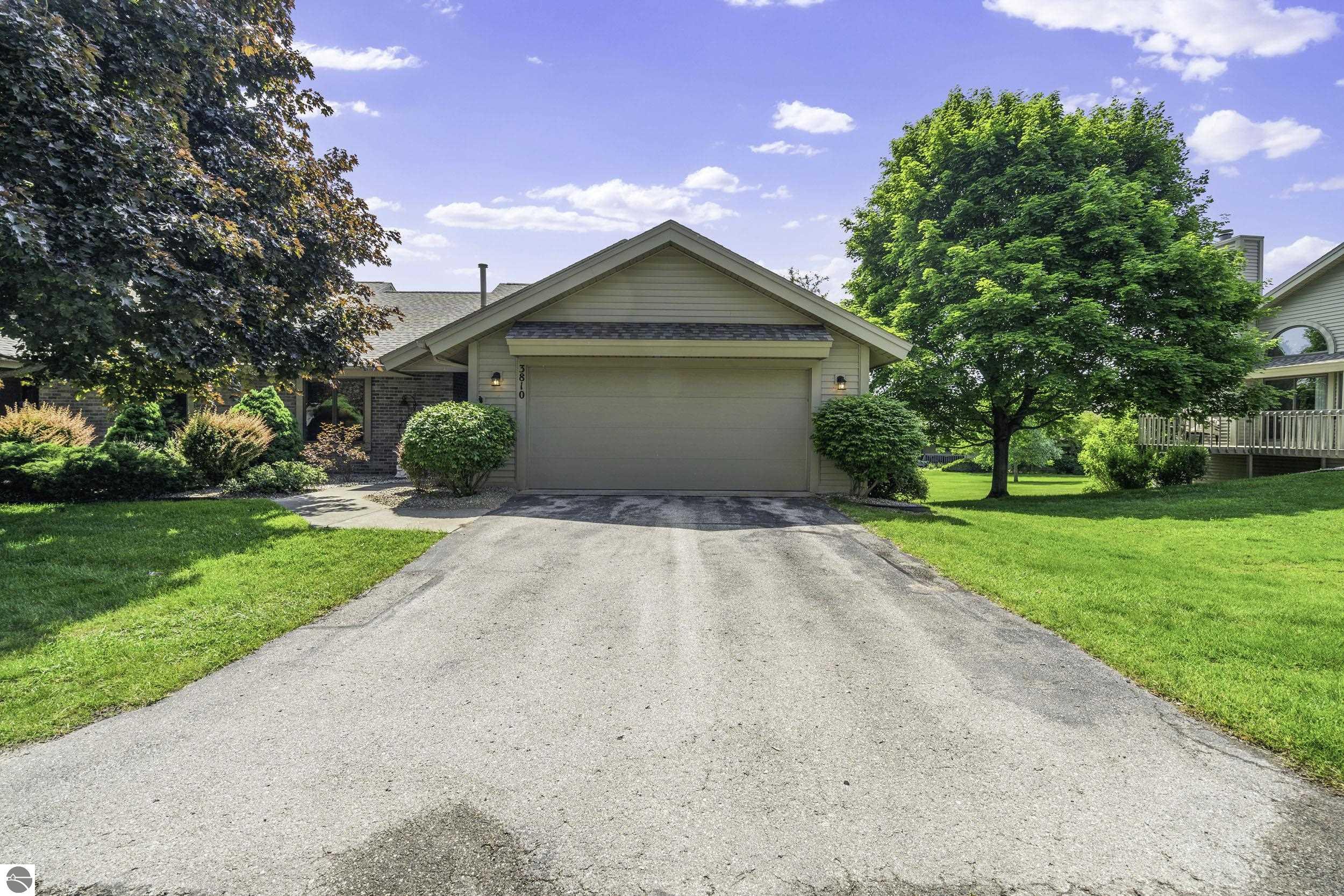 3810 Ridgeway Place