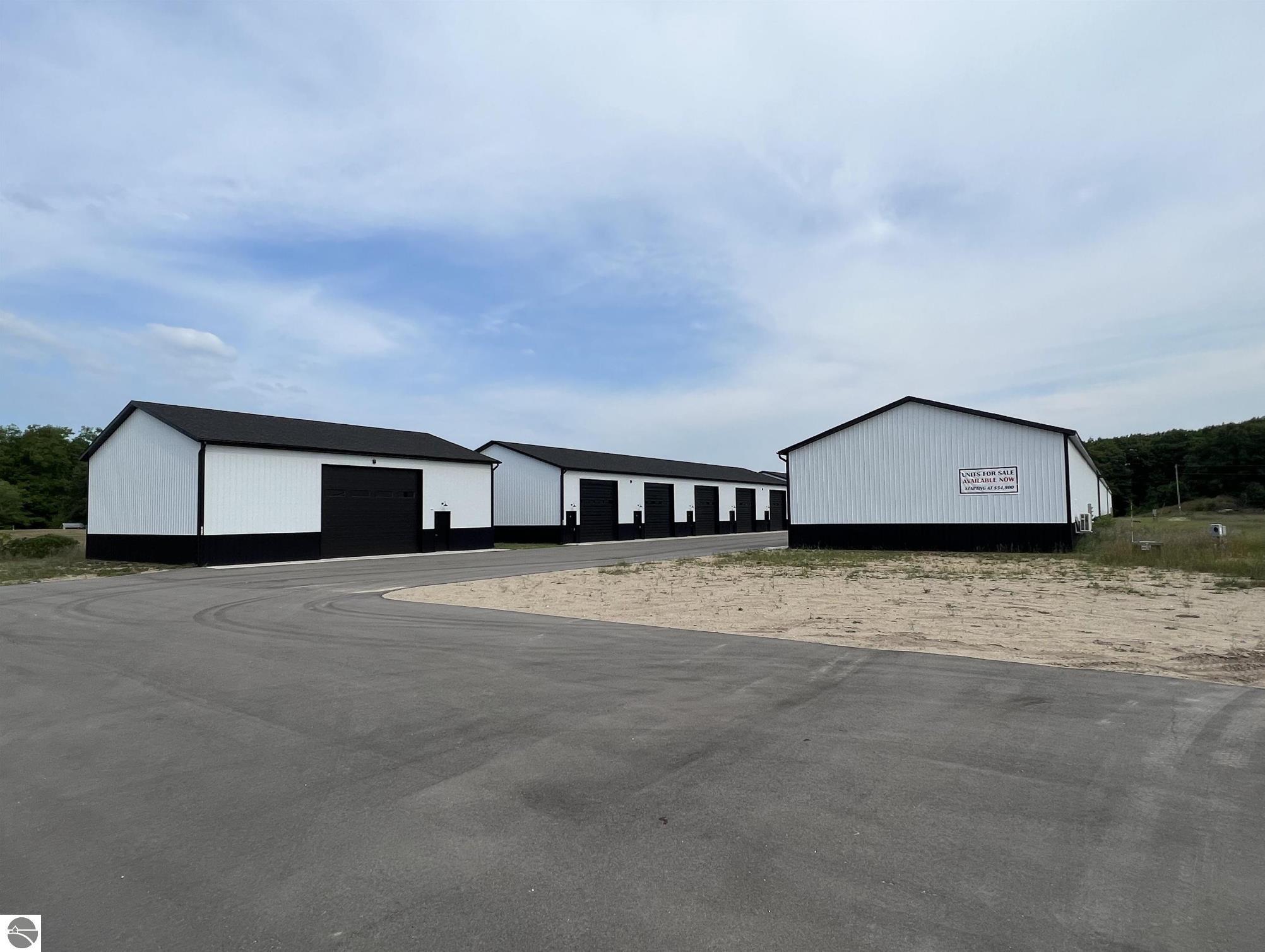 7450 Glendale # 12