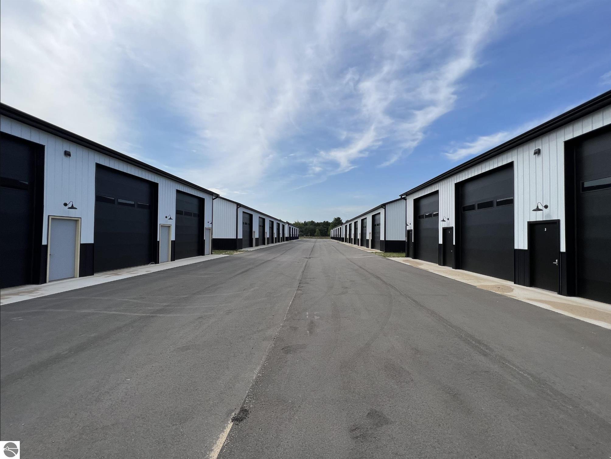 7450 Glendale # 12